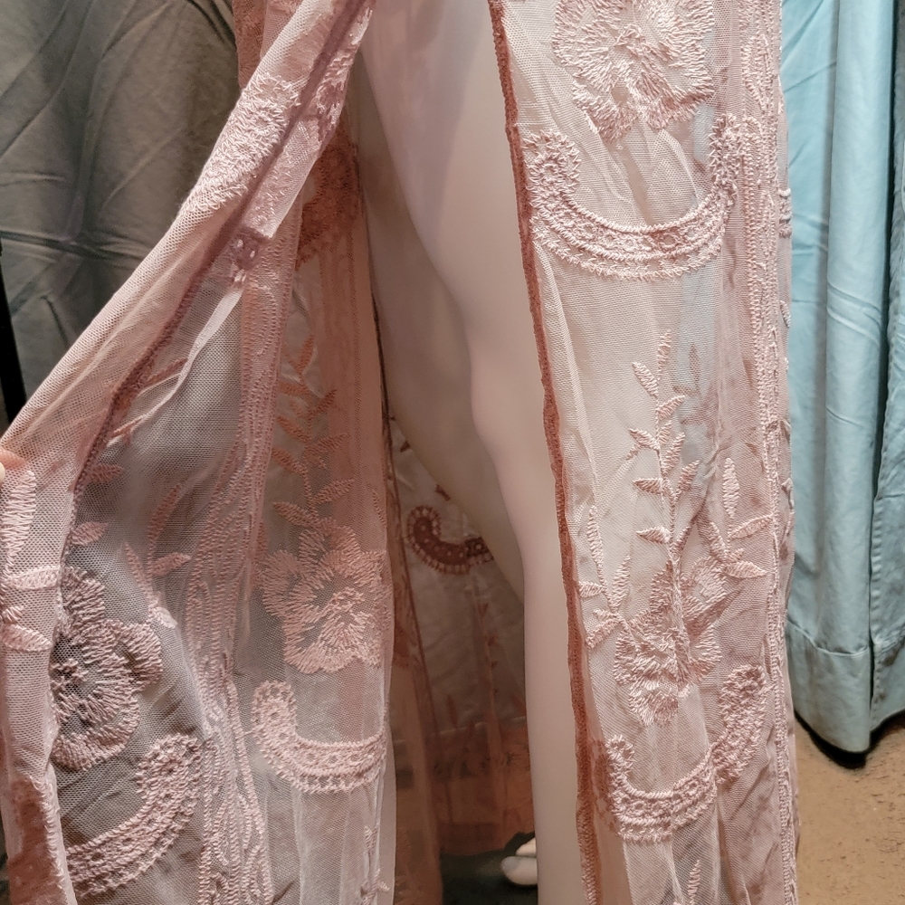 Honey Punch Blush Romper - Picture 5 of 14